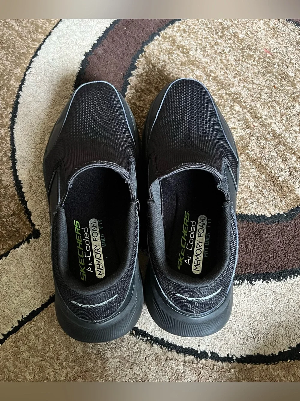 Men’s Skechers Relaxed Fit Equalizer Slip On Size 10.5